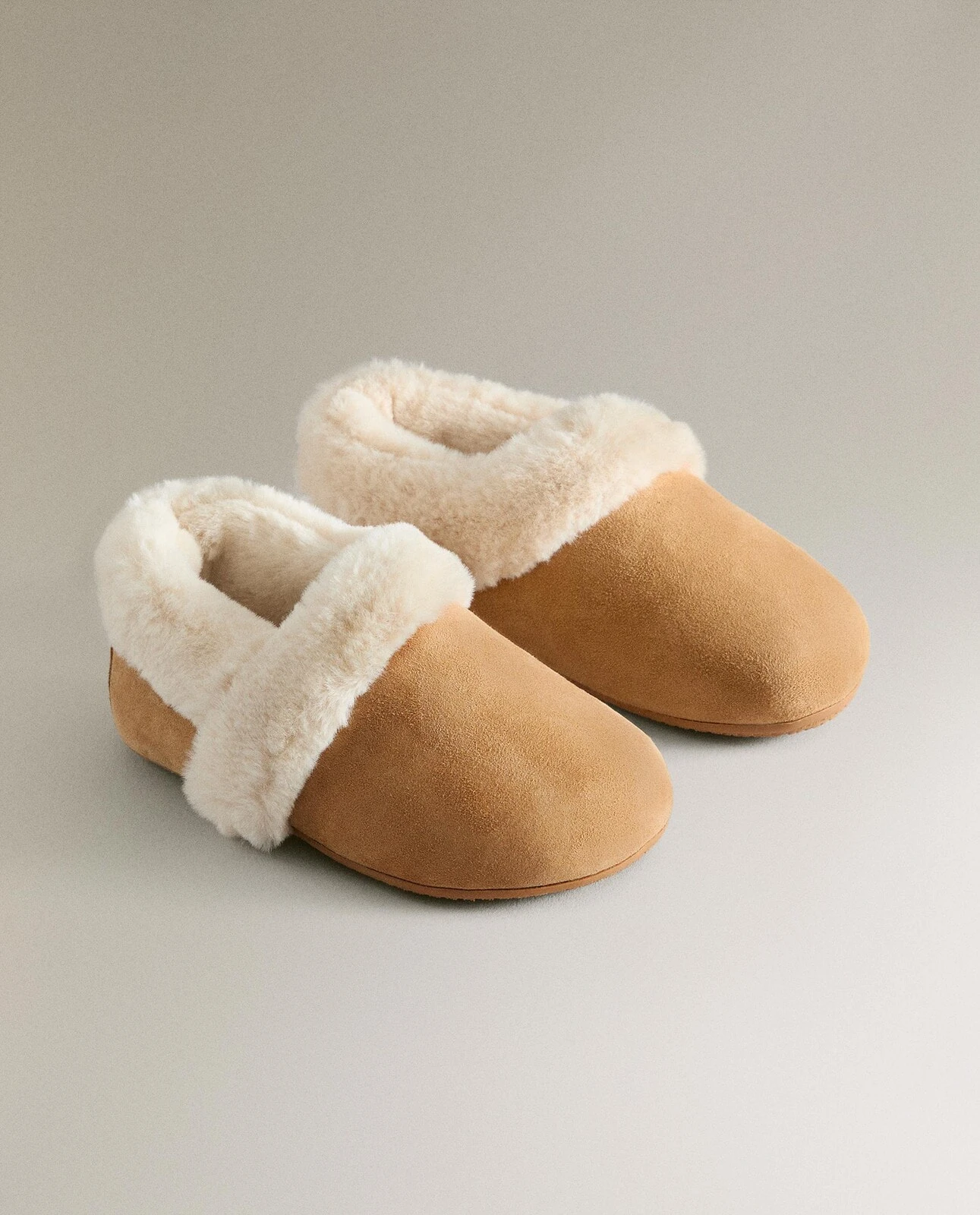 Cosy leather slippers