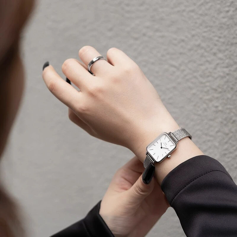 Daniel Wellington Alloy Necklaces Unisex
