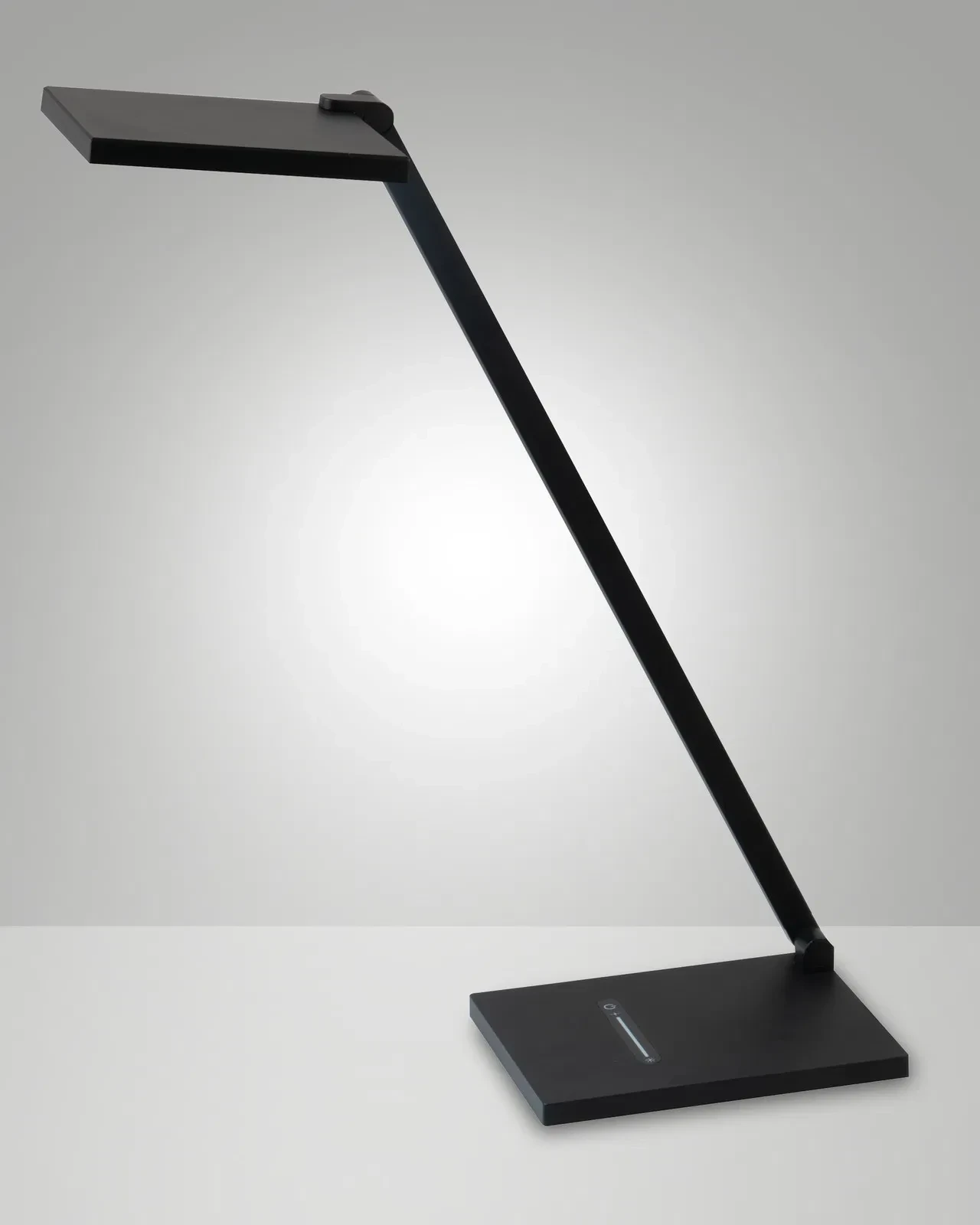 Fabas Luce LED-Schreibtischleuchte ZERMATT