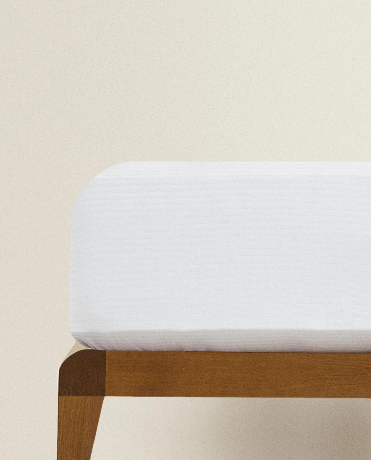 Striped cotton mattress protector