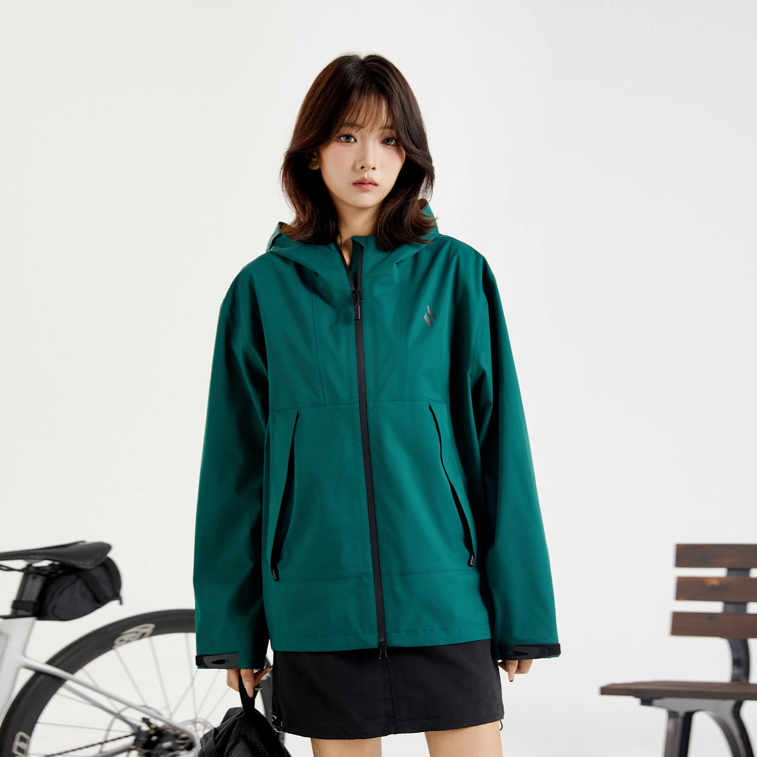 Skechers Water-Resistant Windproof Breathable Wear-Resistant Warm Quick Dry Super-Light Windbreaker Jacket Unisex