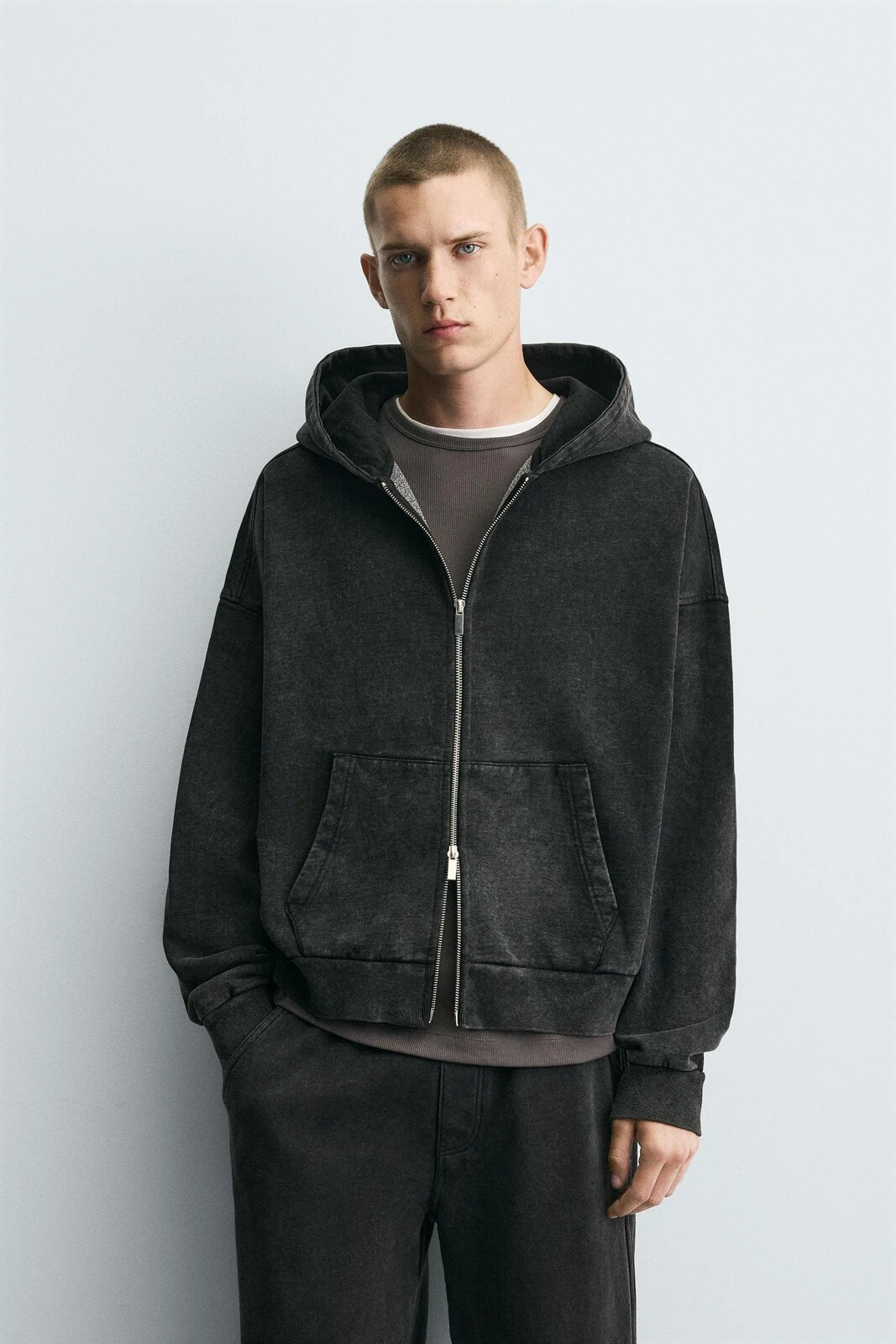 Washed zip hoodie
