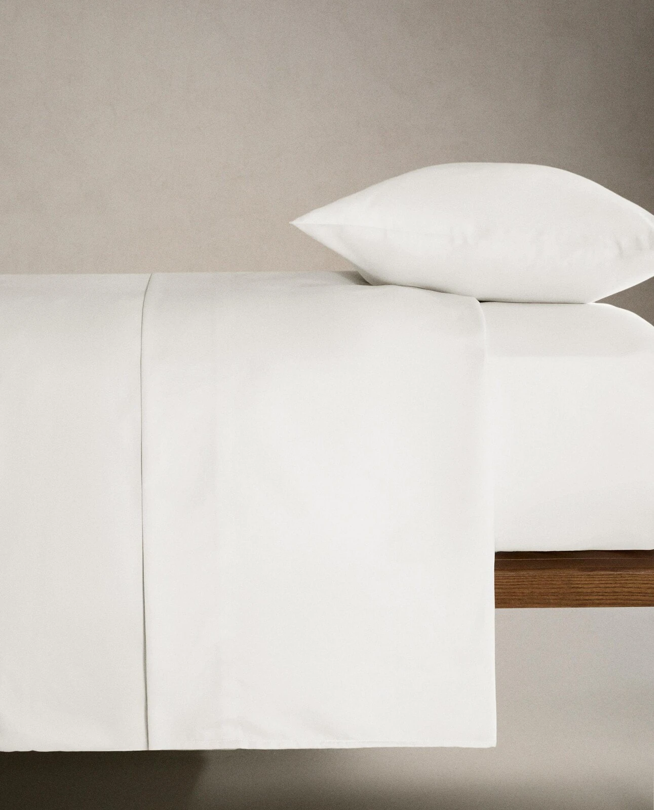 Sateen fitted sheet | 30 cm high (1000 thread count)