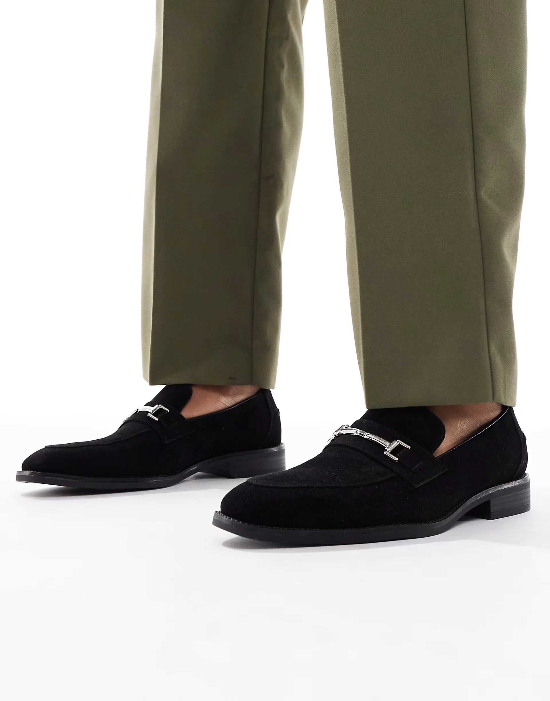 ASOS DESIGN – Loafer in Schwarz mit Schnallendetail