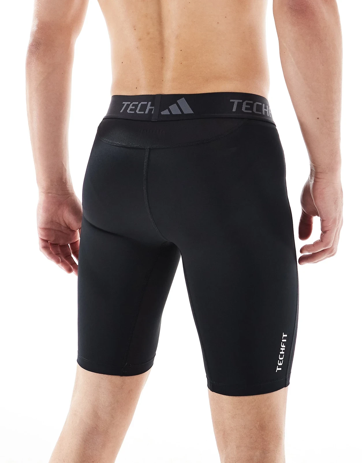 adidas Training – Tech Fit – Baselayer-Shorts in Schwarz