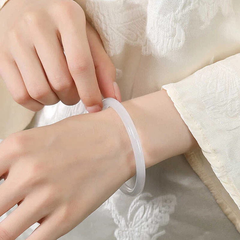 ZHOUBAIFU Chalcedony Bangles Unisex